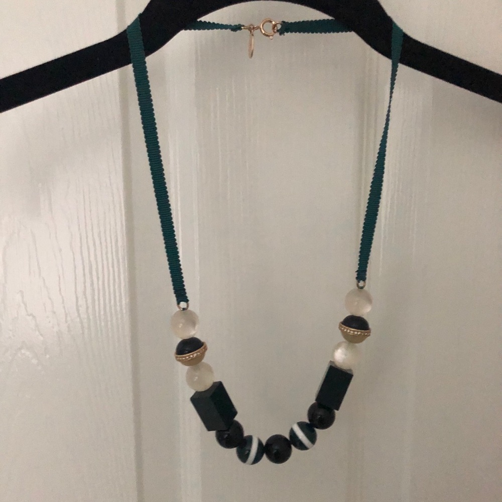 Ann Taylor Factory necklace
